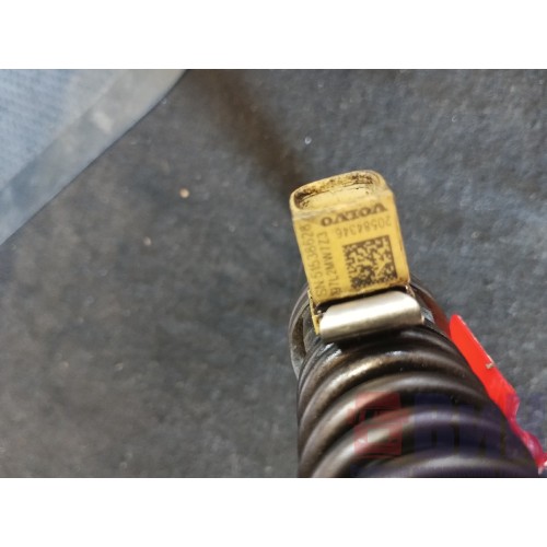 Форсунка топливная электрическая Volvo D13A  20584346 (665)-2