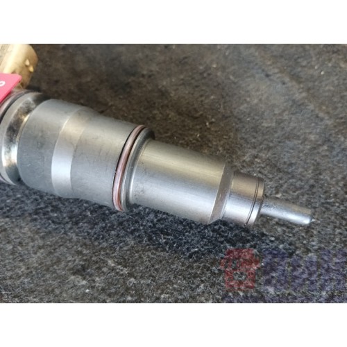 Форсунка топливная электрическая Volvo D13A  20584346 (667)-2