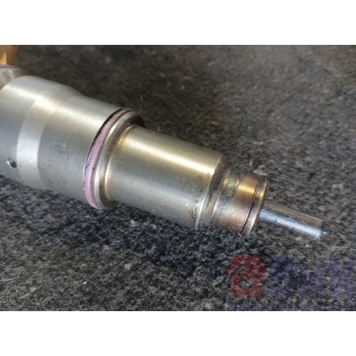 Форсунка топливная электрическая Volvo D13A  20972223 (634)-5