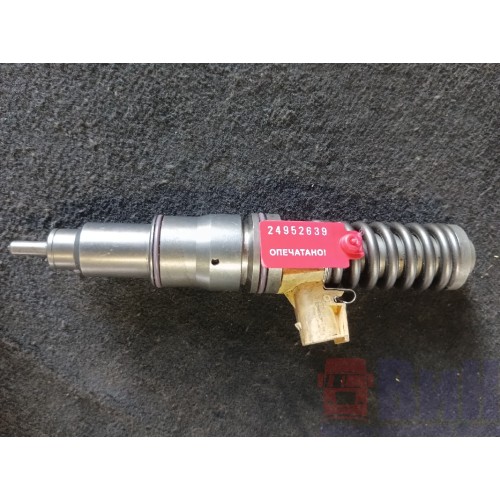 Форсунка топливная электрическая Volvo D13A  20972223 (639)