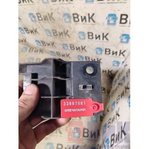 Кронштейн жабо Renault TS 001057 (081)-1