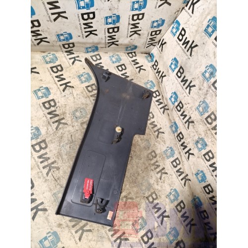 Накладка передней стойки Renault TS 001057 (072)-1