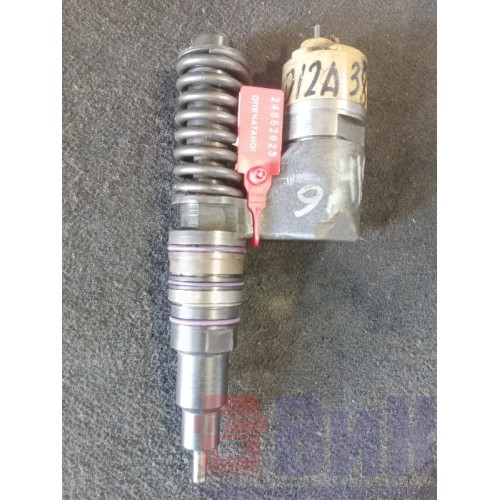 Форсунка топливная электрическая Volvo FH D12A Ч-образная 3155040 (623)