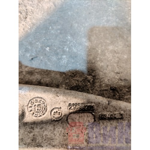 Кронштейн глушителя Volvo FH 4 785702 (000)-3