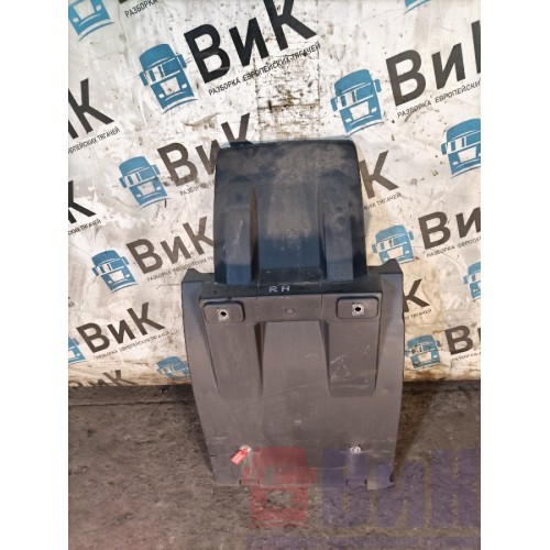 Крыло переднее RH Volvo FH 4 785702 деф. (892)