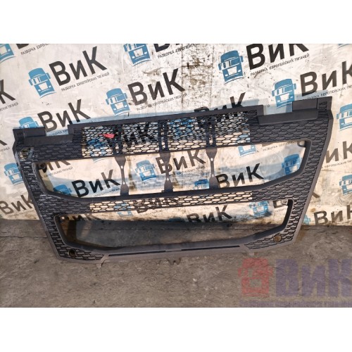 Решетка радиатора Volvo FH 4 785702 (906)