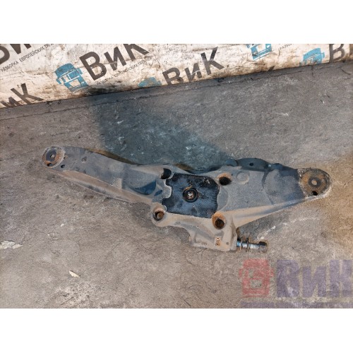 Кронштейн пневморессоры Volvo FH 4 785702 задний RH (904)-3