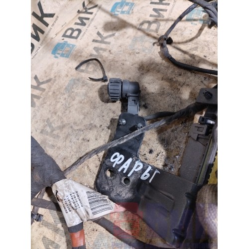 Проводка фар Volvo FH 4 785702 (881)-3