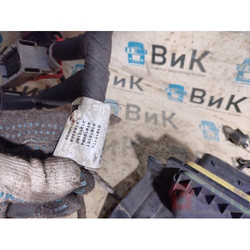 Проводка фар Volvo FH 4 785702 (881)-5