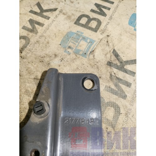 Кронштейн насоса Adblue Volvo FH 4 785702 (839)-2