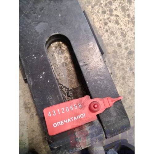 Бак топливный Volvo FH 4 785702 с кронштейнами и топливозаборником 153*67*56 (858)-7