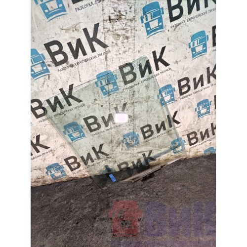 Стекло двери (основное) DAF 105 805771 RH (266)