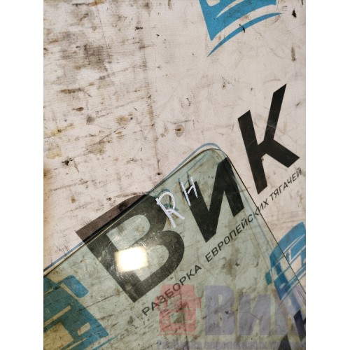 Стекло двери (основное) DAF 105 805771 RH (266)-1