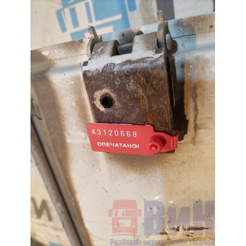 Крышка инструментального ящика DAF 105 805771 с петлями RH (668)-2