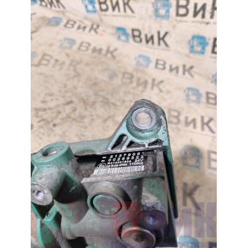 Клапан управления турбиной (горного тормоза) Volvo FH13 D13A 103098 (на 2 выхода) (743)-2