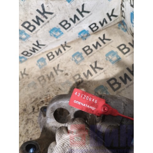 Кронштейн двигателя Volvo FH13 D13A 103098 задний LH (646)-1