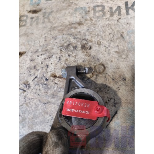 Рокер форсуночный Volvo FH 4 704890 D13K (626)-3