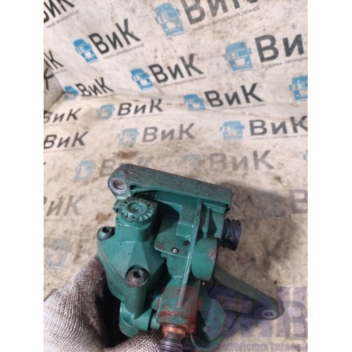 Клапан управления турбиной (горного тормоза) Volvo FH 4 704890 D13K (на 3 выхода) (573)-3