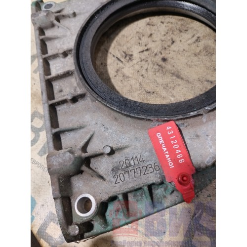 Крышка сальника коленвала передняя (крышка лобовая) Volvo FH 4 704890 D13K (466)-1