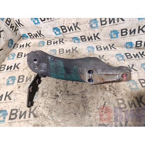 Кронштейн двигателя Volvo FH 4 704890 D13K передний LH (451)-4