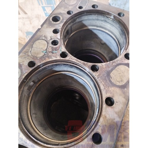 Блок цилиндров двигателя Volvo FH 4 704890 D13K (536)-10