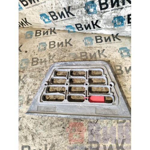 Накладка на нижнюю подножку DAF 105 805771 деф. (380)-4