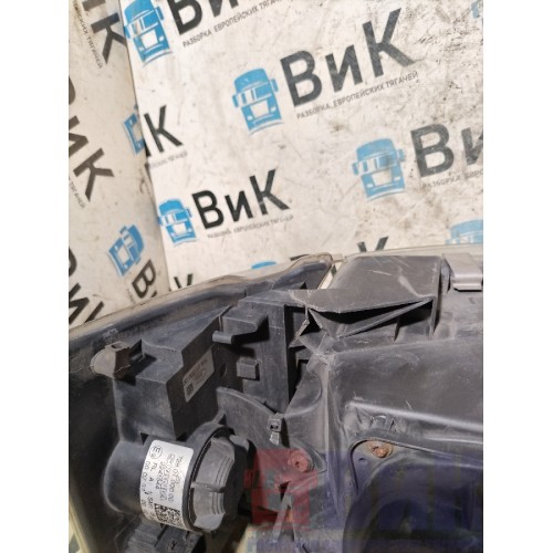 Фара Scania R440 088471 в сборе с поворотником RH (деф.) (213)-4