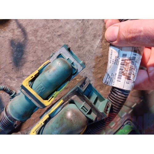 Проводка двигателя Volvo FH 13 616047 D13C (166)-3