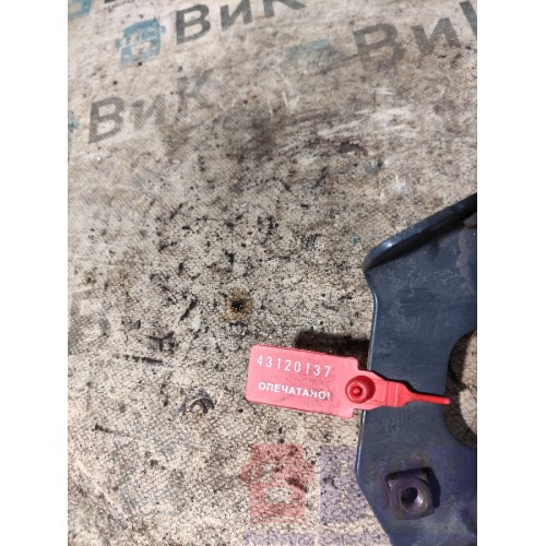 Кронштейн бампера Scania R440 088471 LH (137)-1