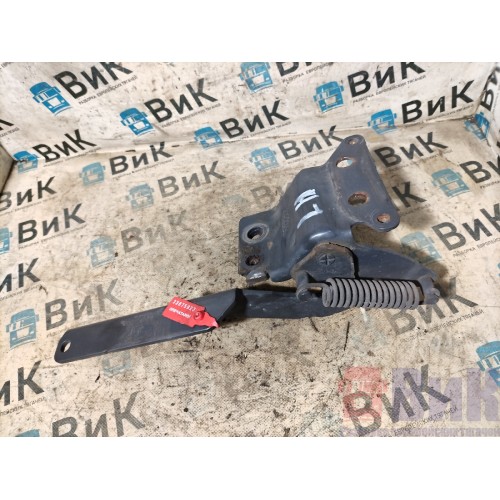 Петля подножки обслуживания Scania G400 313216 LH с деф. (923)