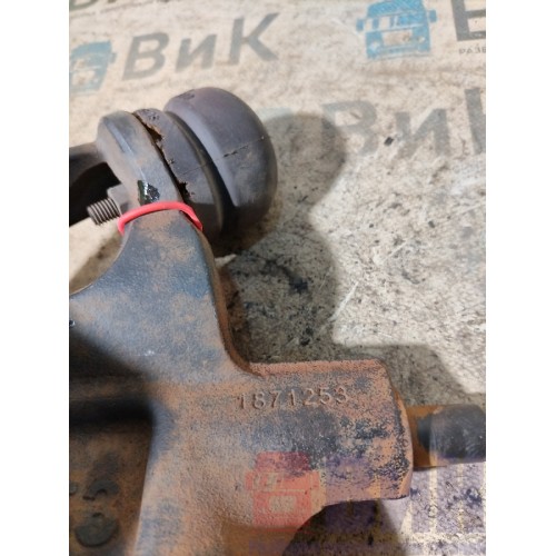 Кронштейн торсиона кабины Scania G400 313216 LH (925)-2