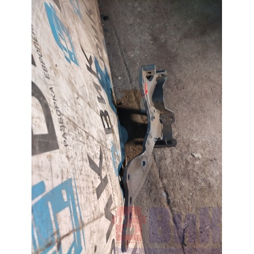 Кронштейн усилителя бампера Scania G400 313216 RH (777)-1