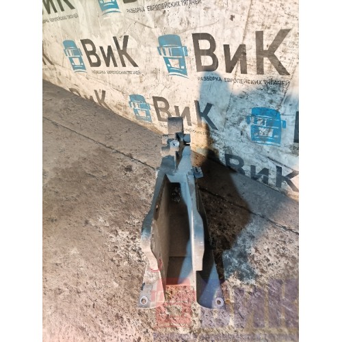 Кронштейн кабины Renault PR 074346 алюминиевый с деф-ми (761)-5