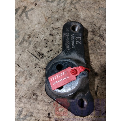 Кронштейн передней подушки двигателя Scania G400 313216 RH (693)-2