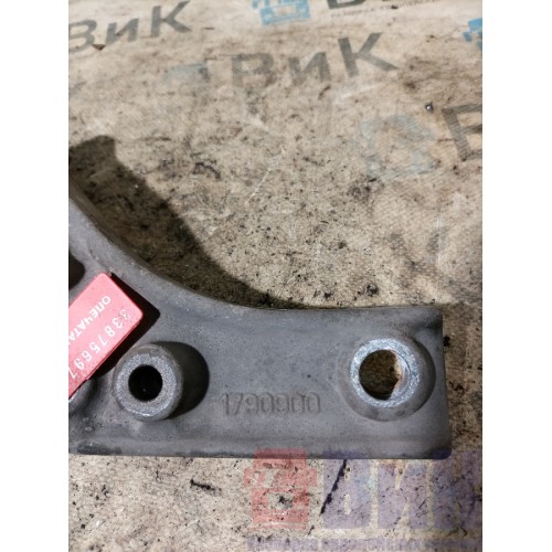 Кронштейн усилителя бампера Scania G400 313216 LH (697)-1