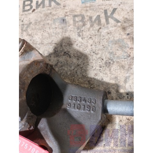 Кронштейн переднего стабилизатора Renault Premium 074346 LH (706)-3