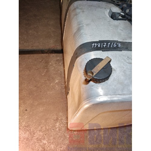 Бак топливный Renault PR 074346 198*71*68 с кронш-ми,трапиком и топливозаборником деф. (658)-1