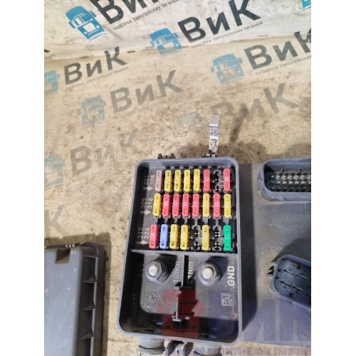 Блок предохранителей (CEU,ATO) Scania R6 156776 (174)-1