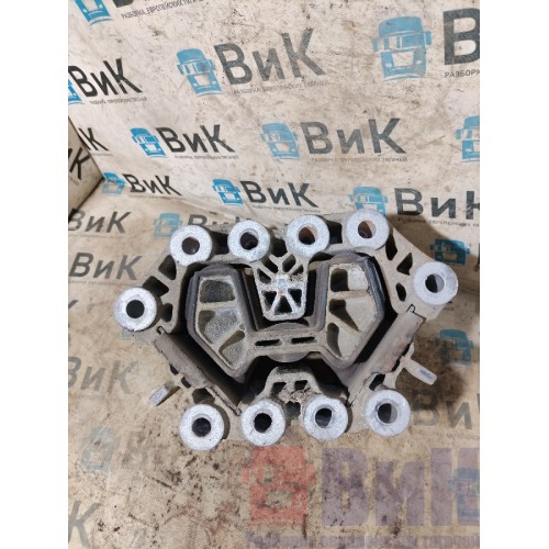 Подушка КПП Scania R6 156776 (617)-1