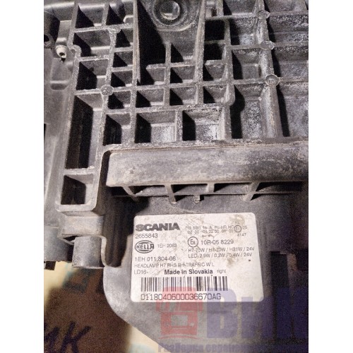 Фара основная Scania R6 156776 RH (551)-4