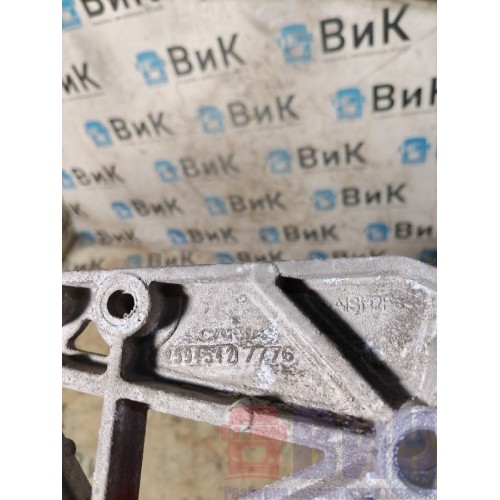 Кронштейн бампера Scania R6 156776 (545) -2