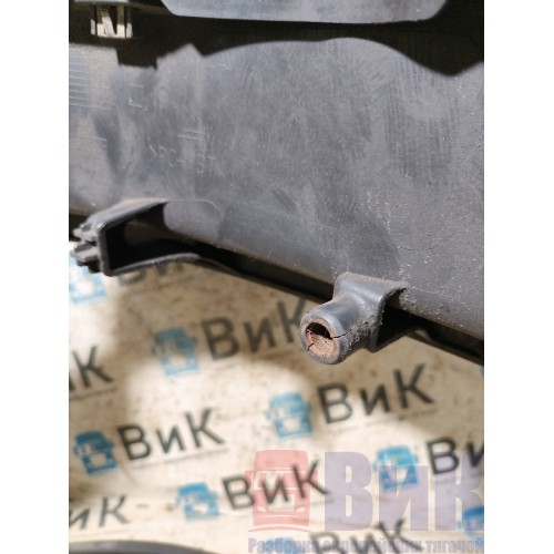 Накладка на фару Scania R6 156776 деф.крепл. LH (530)-3