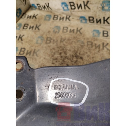 Брызговик (крышка) Scania R6 156776 метал. (488)-2