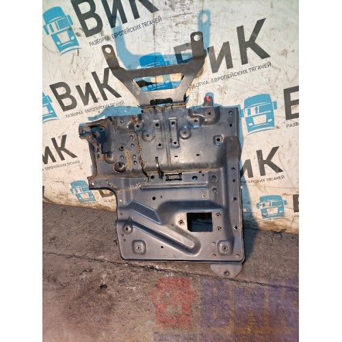 Кронштейн крыла под кабину Scania R6 156776 задний LH (485)