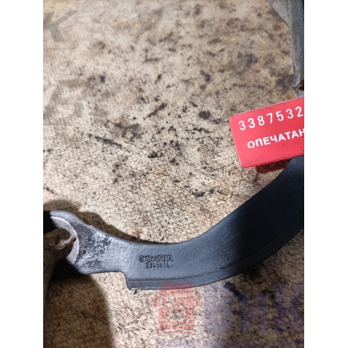 Кронштейн крепления стартера Scania R6 156776 (327)-1