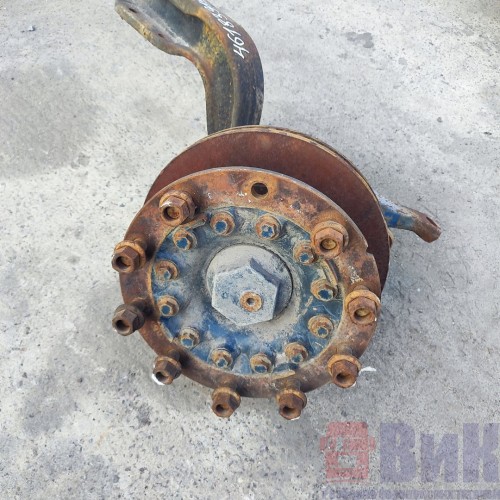 Балка передняя Iveco STR со ступицами и цапфами (915)-7