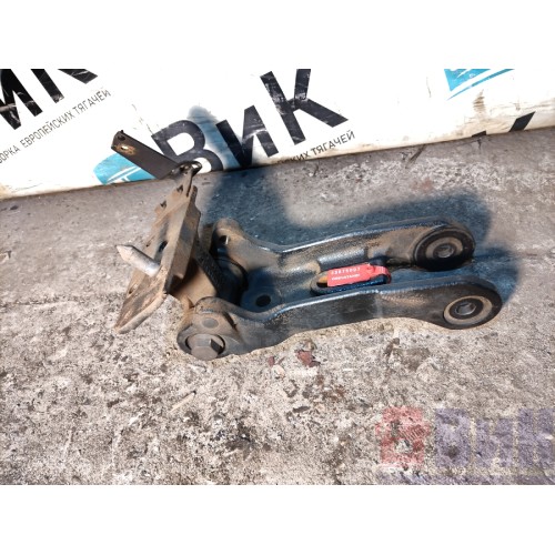 Кронштейн торсиона кабины Renault PR 071306 LH в сборе (097)