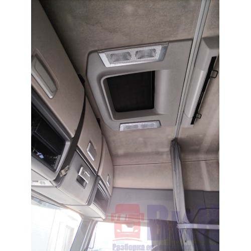 Кабина Renault T 2016г (в сборе без ЭБУ) 005496 высокая (764)-21