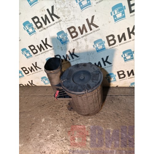 Корпус воздушного фильтра Renault T 017895 (811)