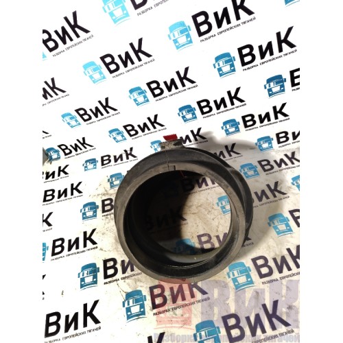 Патрубок воздушного фильтра Renault T 017895 (695)-4